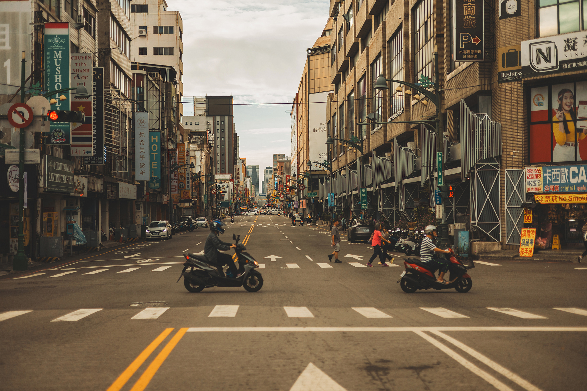 2024台中。車站街景