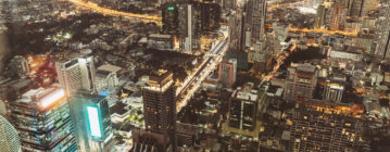 2025曼谷。王權瑪哈納功大廈